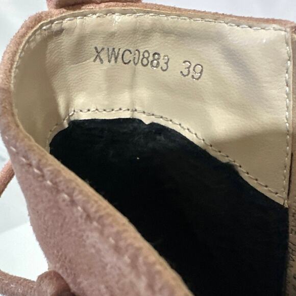 Lala Ikai Light pink suede ankle boots with pointed toe, ties up w/zip Brand new - Picture 8 of 12